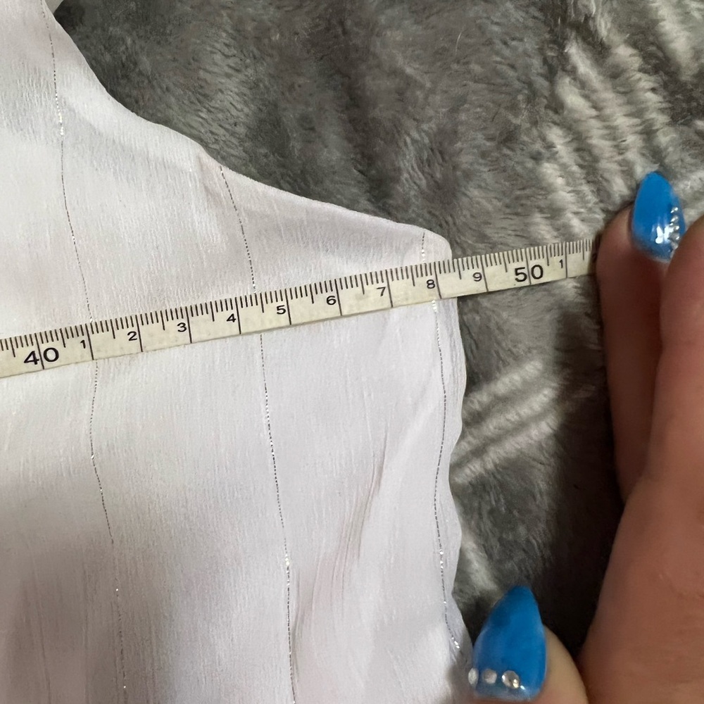 NWT womans beautiful white top - Picture 11 of 12
